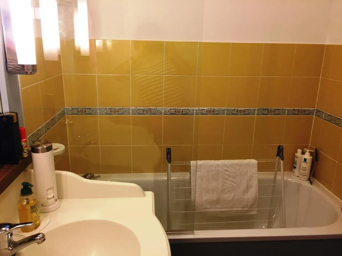 Holiday home Maison De Vacances De 56 M2 Dans Residence Avec Piscine Chauffee Proche Plages Locmaria