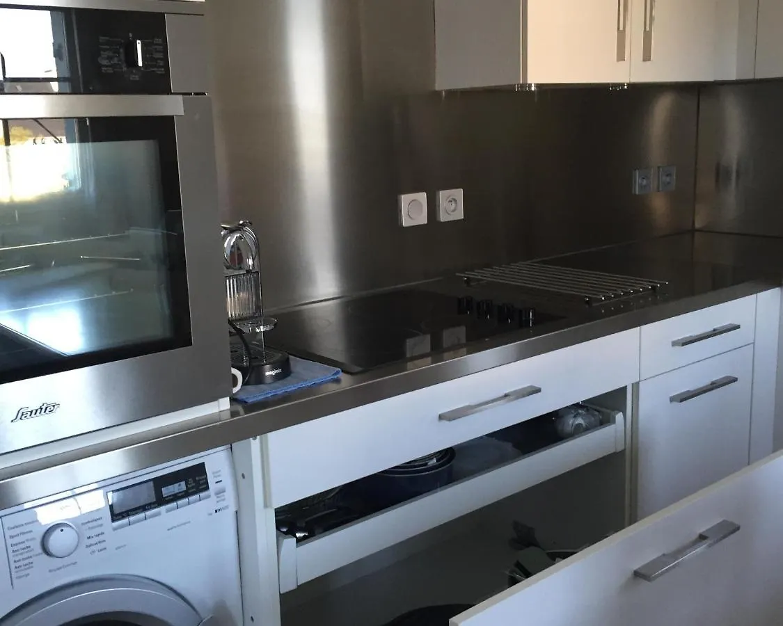 Holiday home Maison De Vacances De 56 M2 Dans Residence Avec Piscine Chauffee Proche Plages Locmaria France