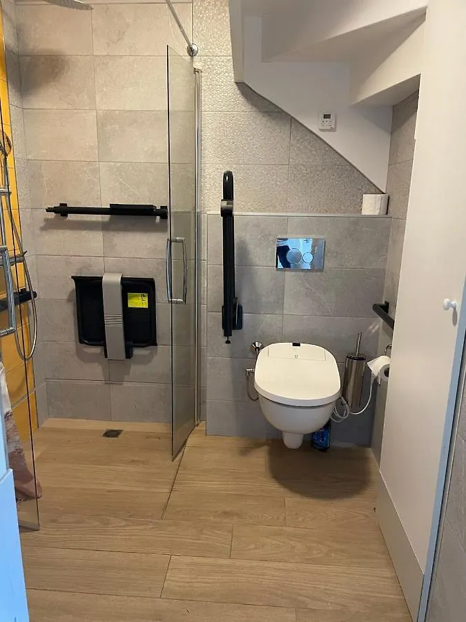 Maison De Vacances De 56 M2 Dans Residence Avec Piscine Chauffee Proche Plages Locmaria France